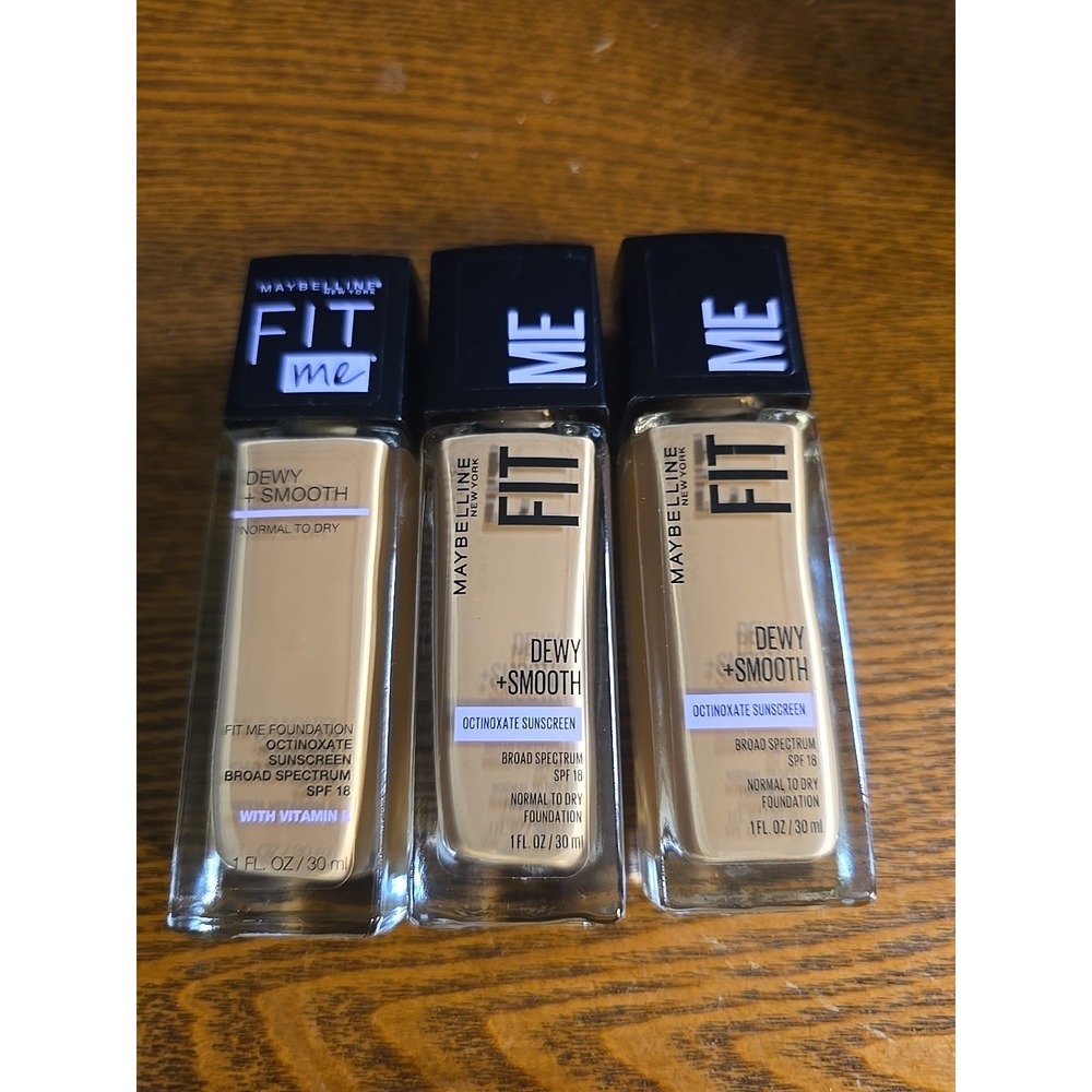 Maybelline Fit Me Dewy + Smooth Foundation SPF 18 #Soft Tan 228 2PK x 1 fl oz